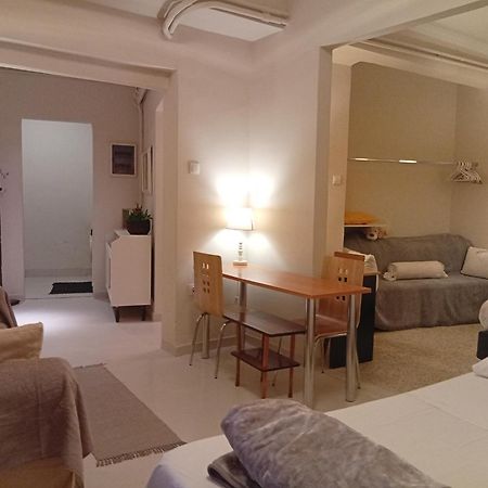 Filopappou Decent Apartment Atény Exteriér fotografie