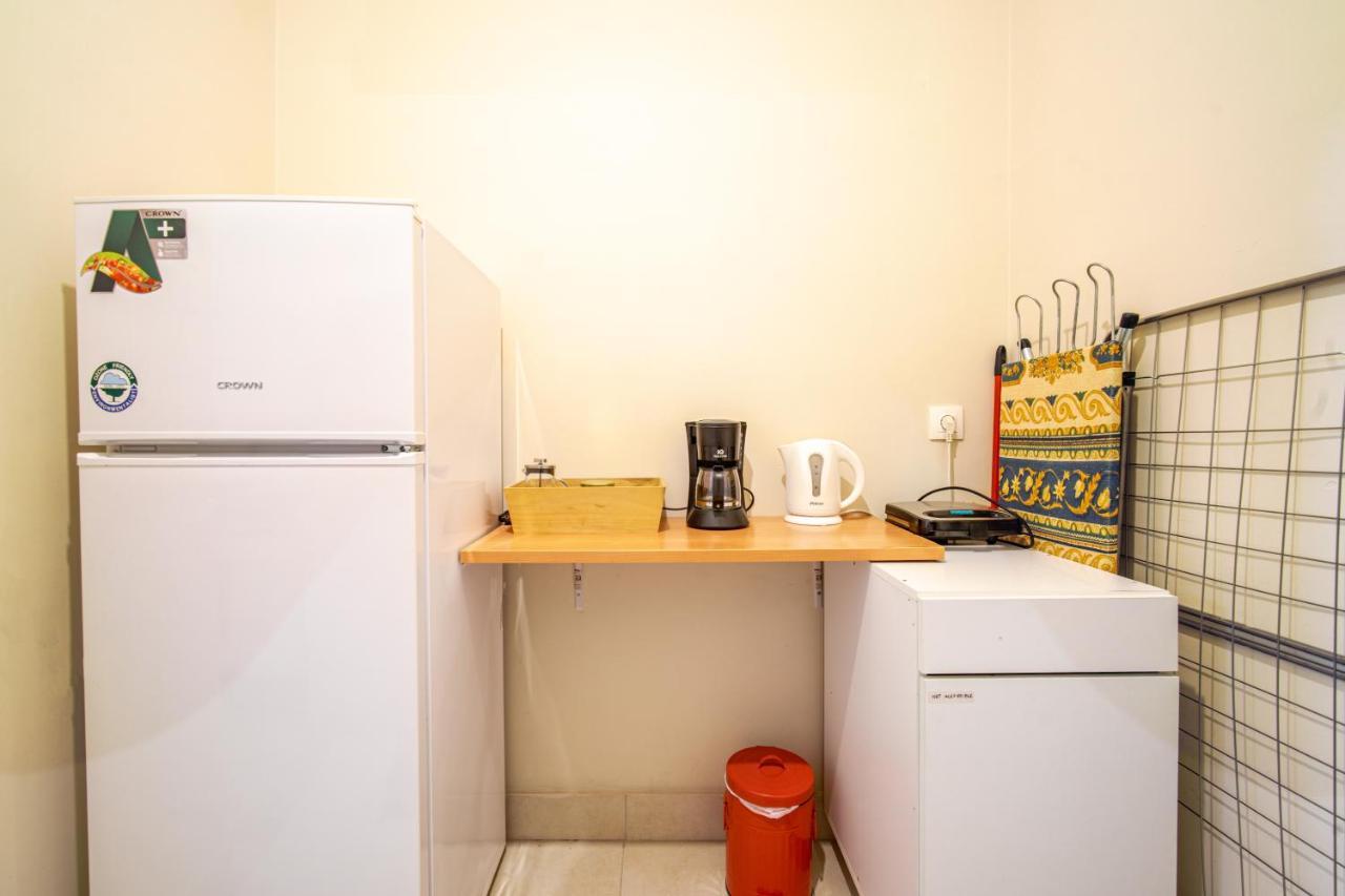 Filopappou Decent Apartment Atény Exteriér fotografie