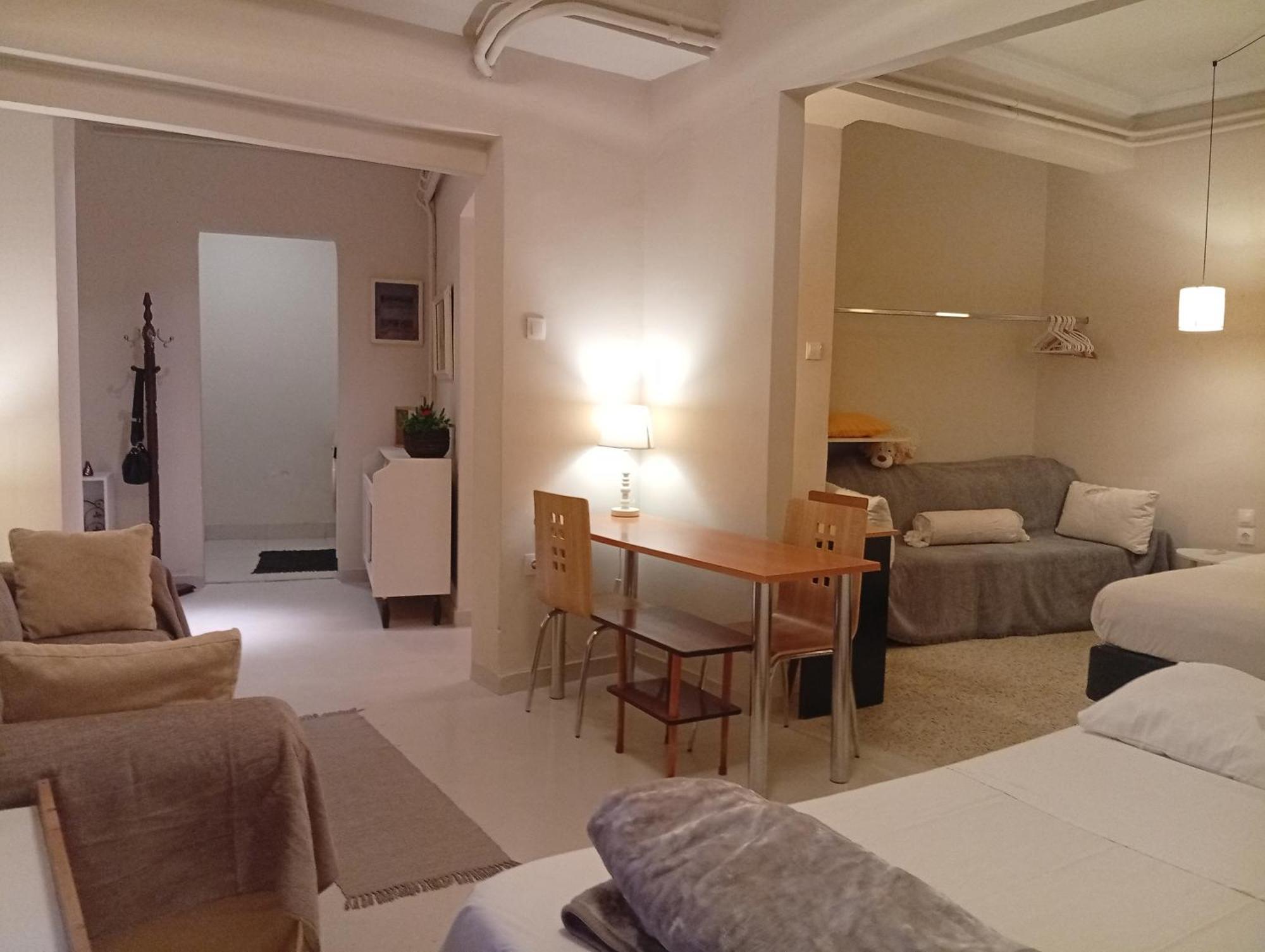 Filopappou Decent Apartment Atény Exteriér fotografie
