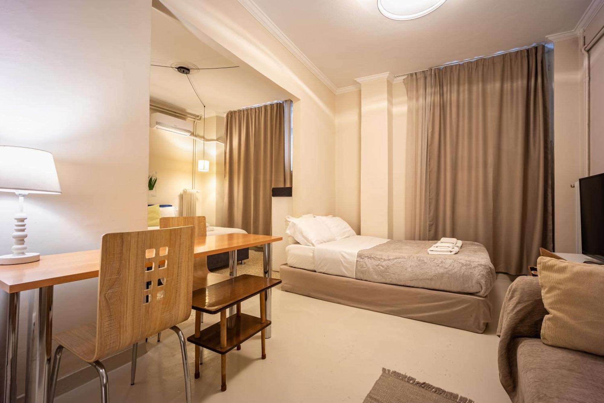 Filopappou Decent Apartment Atény Exteriér fotografie